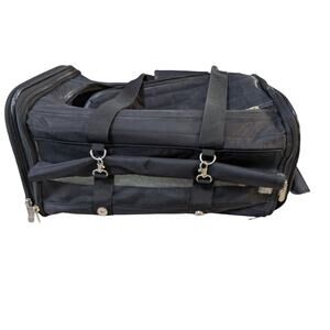 Sherpa Original Deluxe on Wheels Traveling Pet Carrier Medium Black NEW